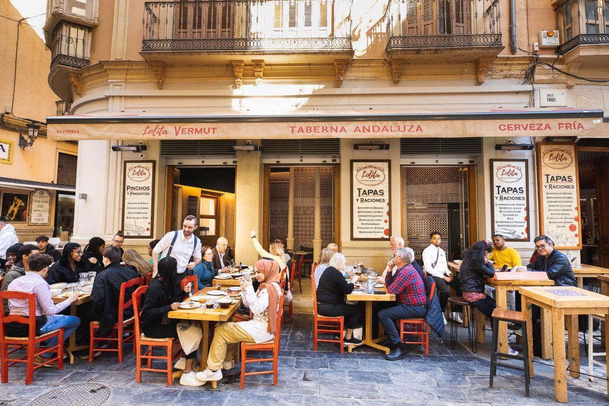 LOLITA Taberna andaluza